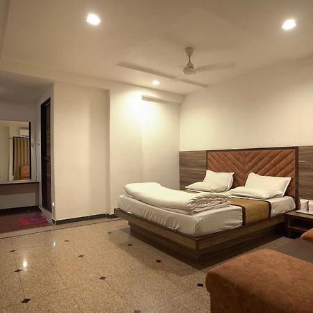 Hotel Shertown Ahmedabad Luaran gambar