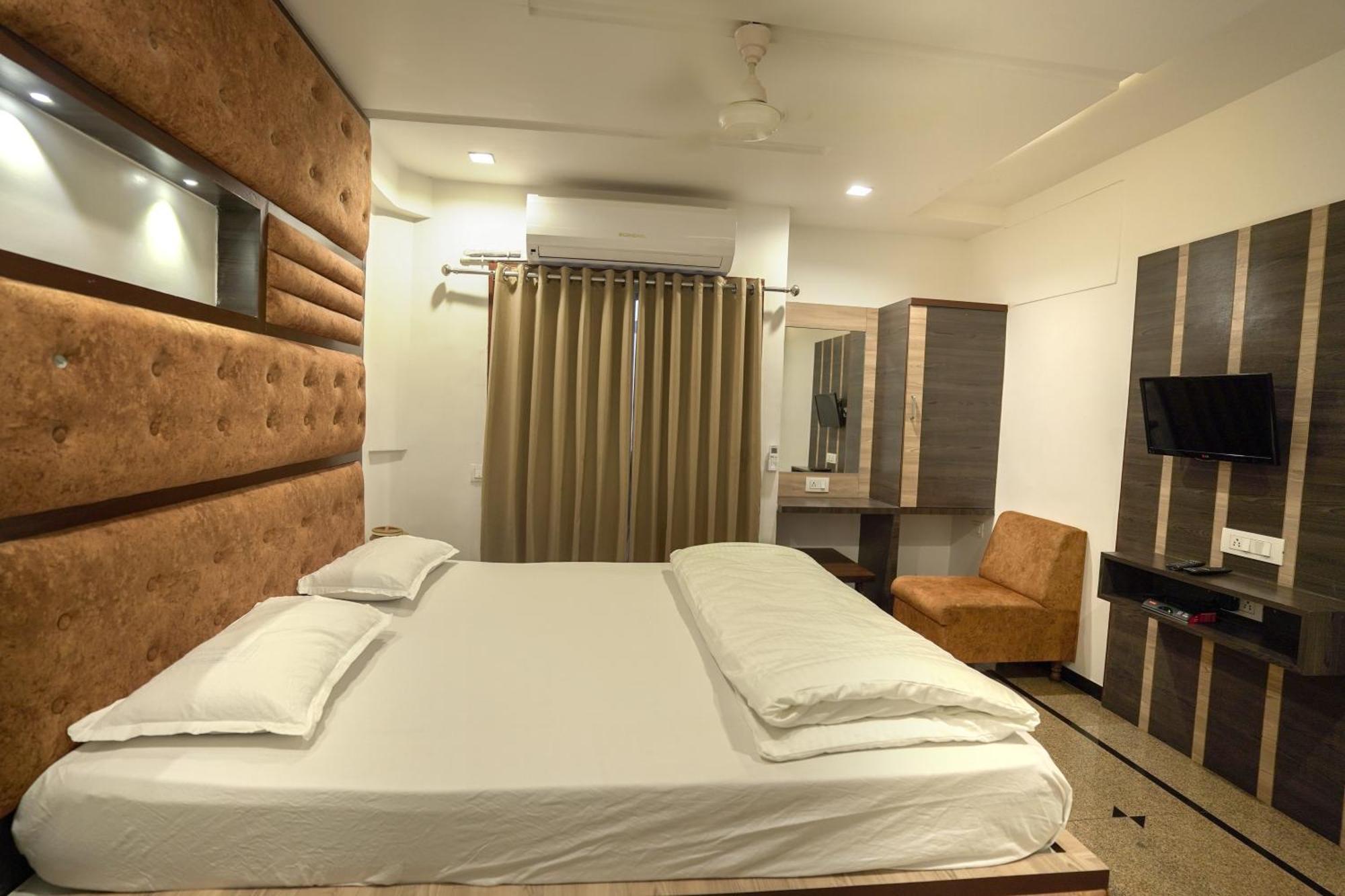 Hotel Shertown Ahmedabad Luaran gambar