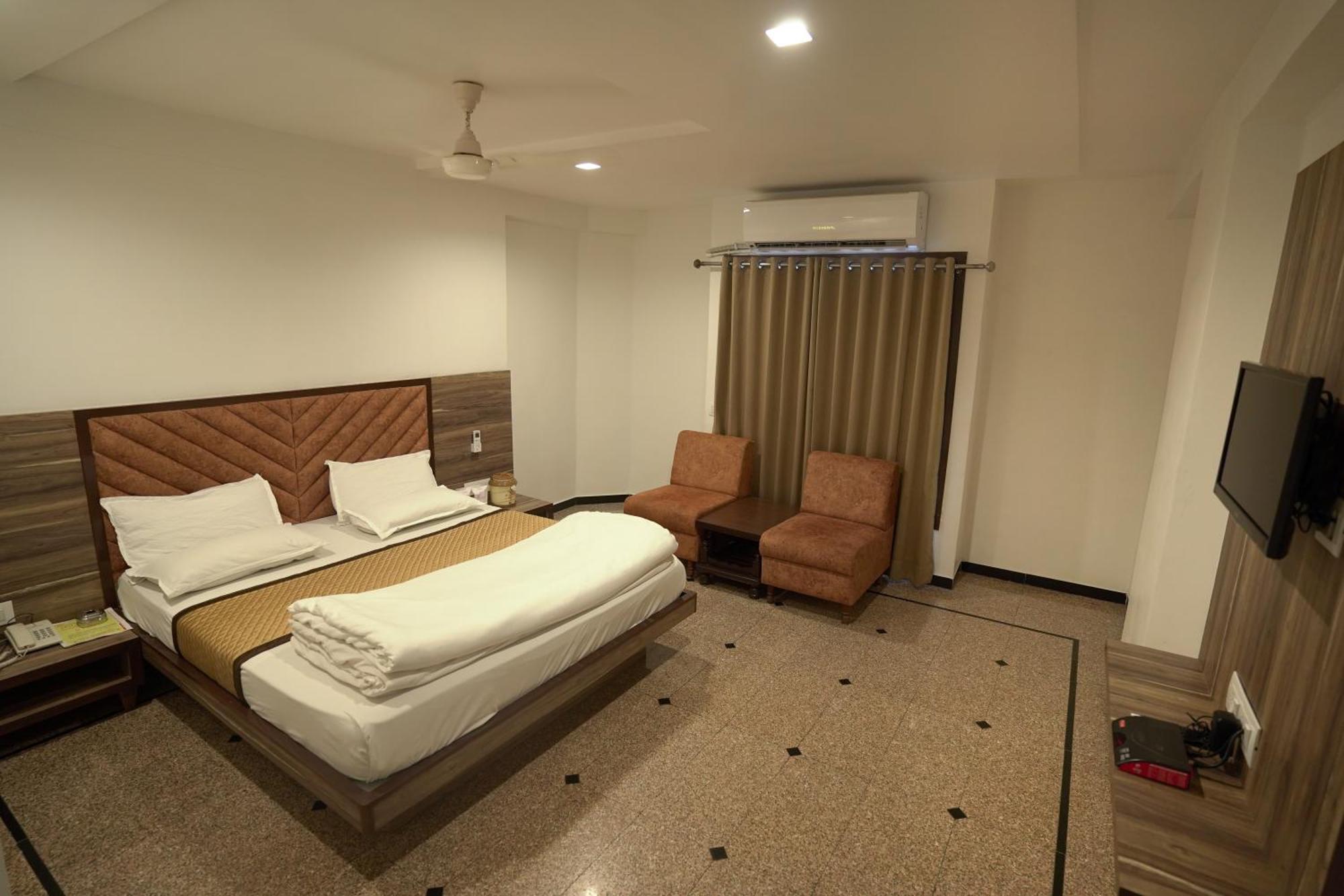 Hotel Shertown Ahmedabad Luaran gambar