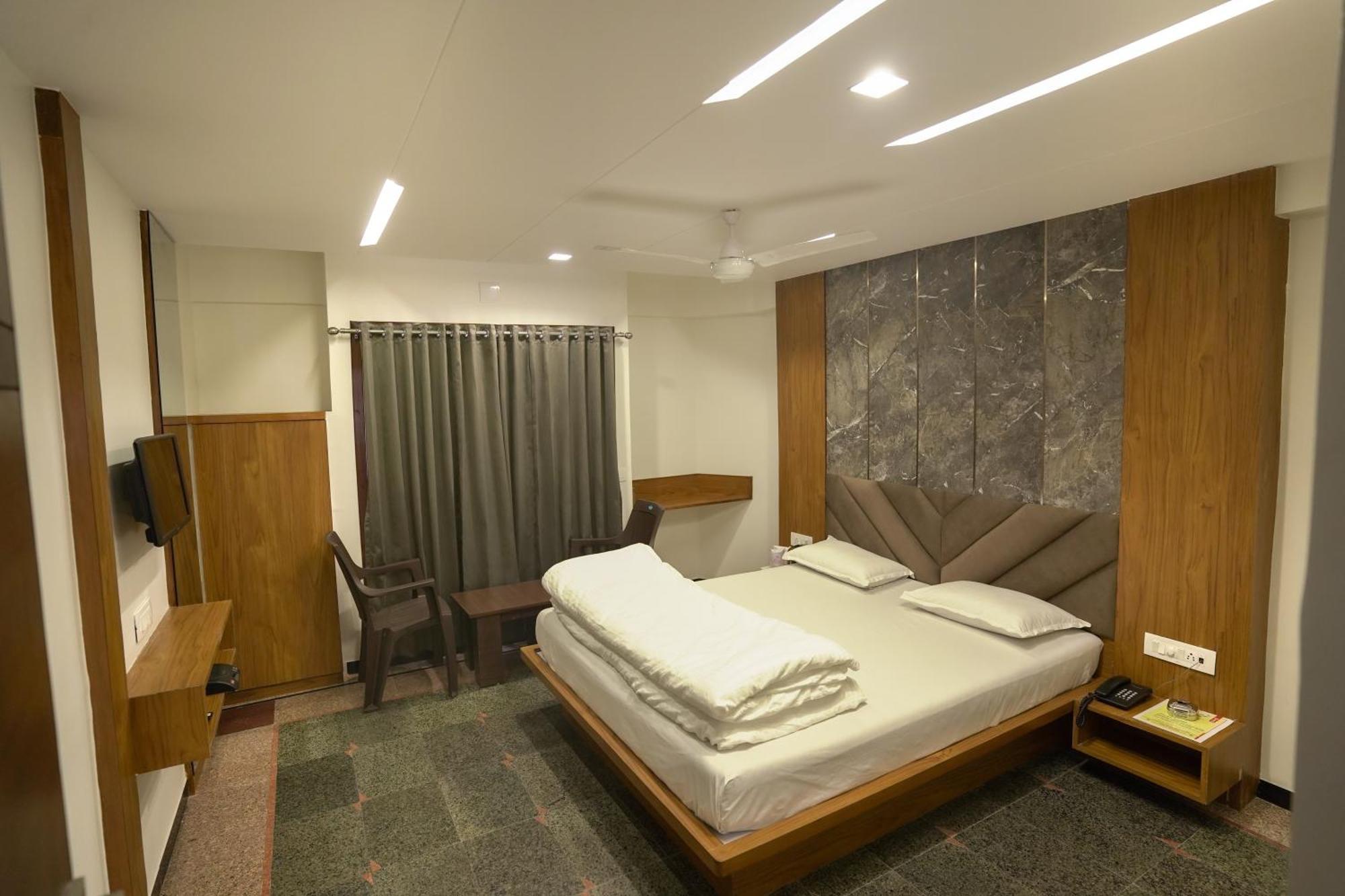 Hotel Shertown Ahmedabad Luaran gambar